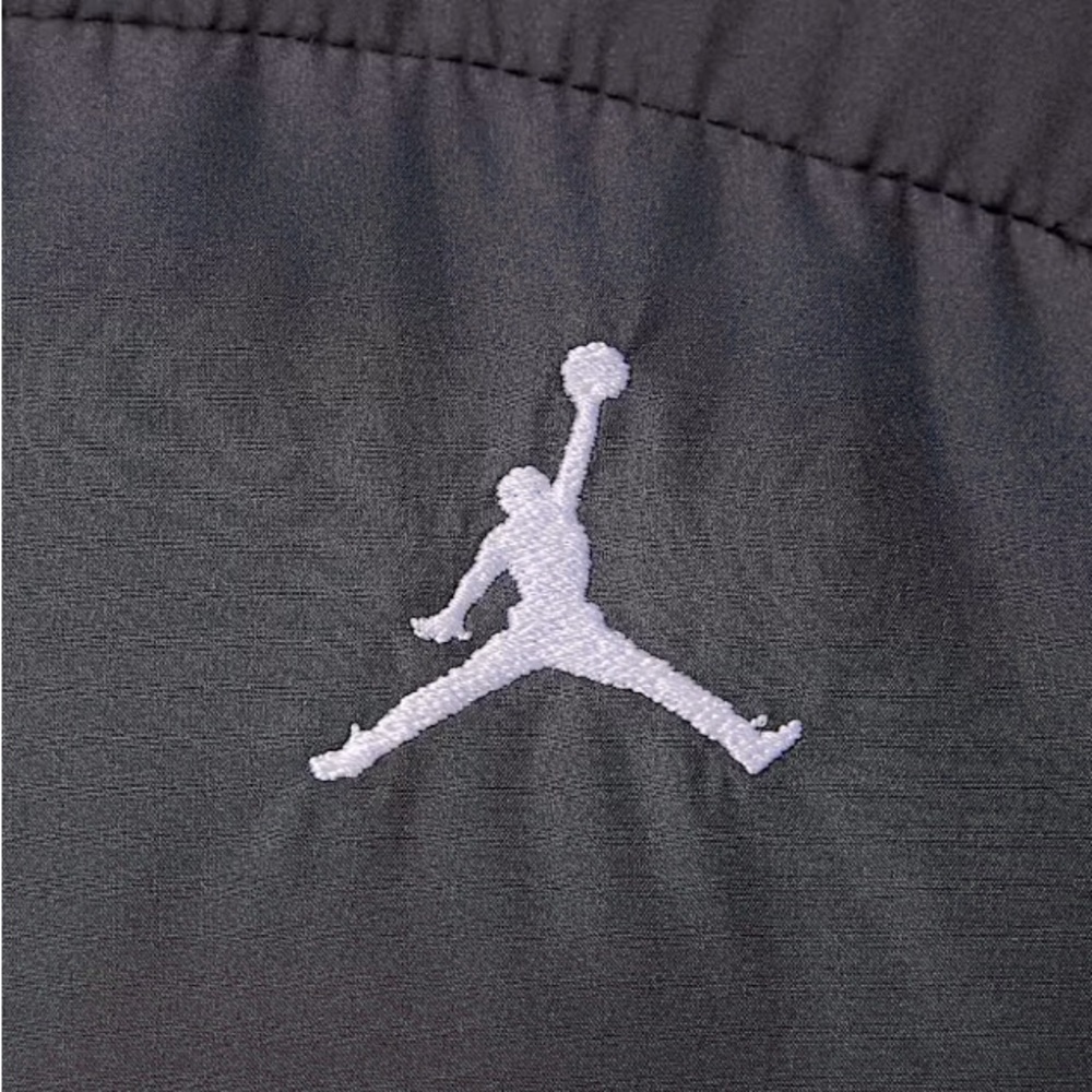 Jordan Nike - Air Jordan Black Puffer Jacket Women's Size Medium (NWT) - Picture 14 of 15